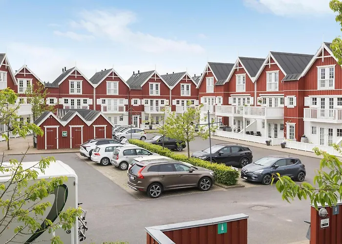 2 Bedroom Stunning In Prázdninový dům Gråsten